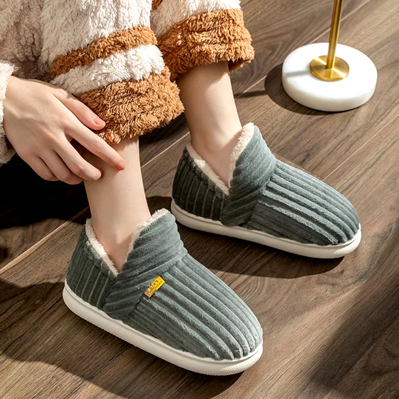 Warm Plush Fur Slippers for Women Men Winter Indoor Fluffy Warm Fuzzy House Slippers Outdoor Fuzzy Soft Furry Slippers